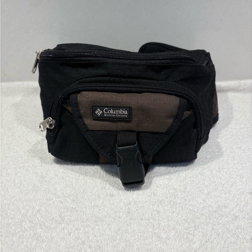 Black Columbia Sportswear Belt Bag with Compass